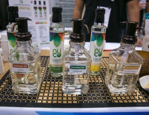 NuCoconut - liquid coconut oil - organic